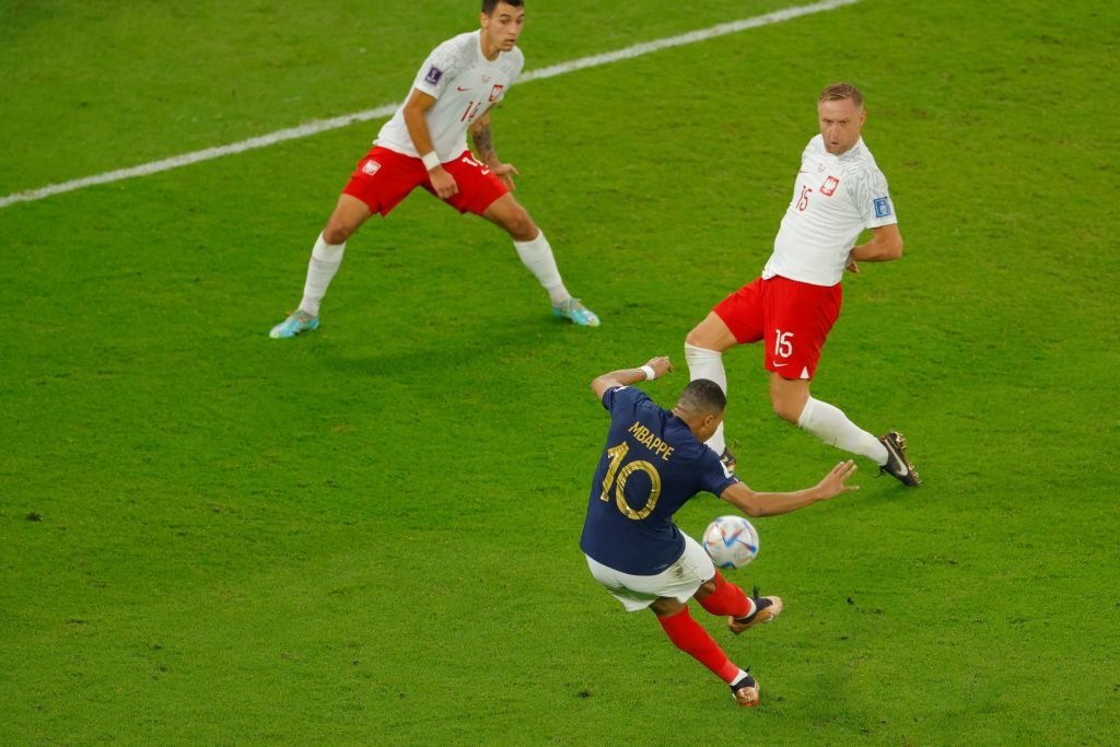 Mbappe chiếm trọn spotlight trong ngày Giroud đi vào lịch sử 5